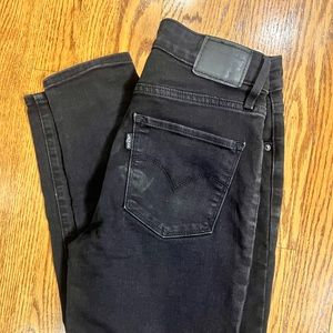 Levi’s 721 High Rise Skinny